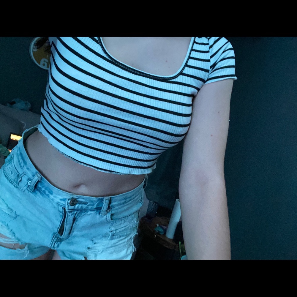Comfy crop top